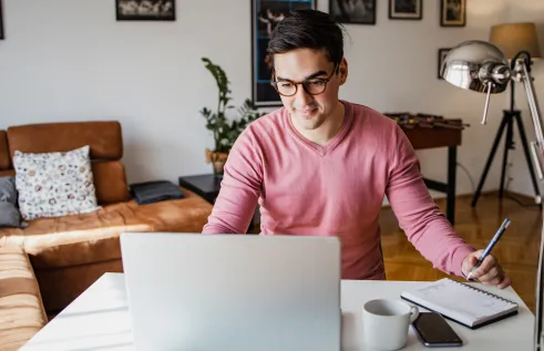 The study into online learning was led by Charles Darwin University. 